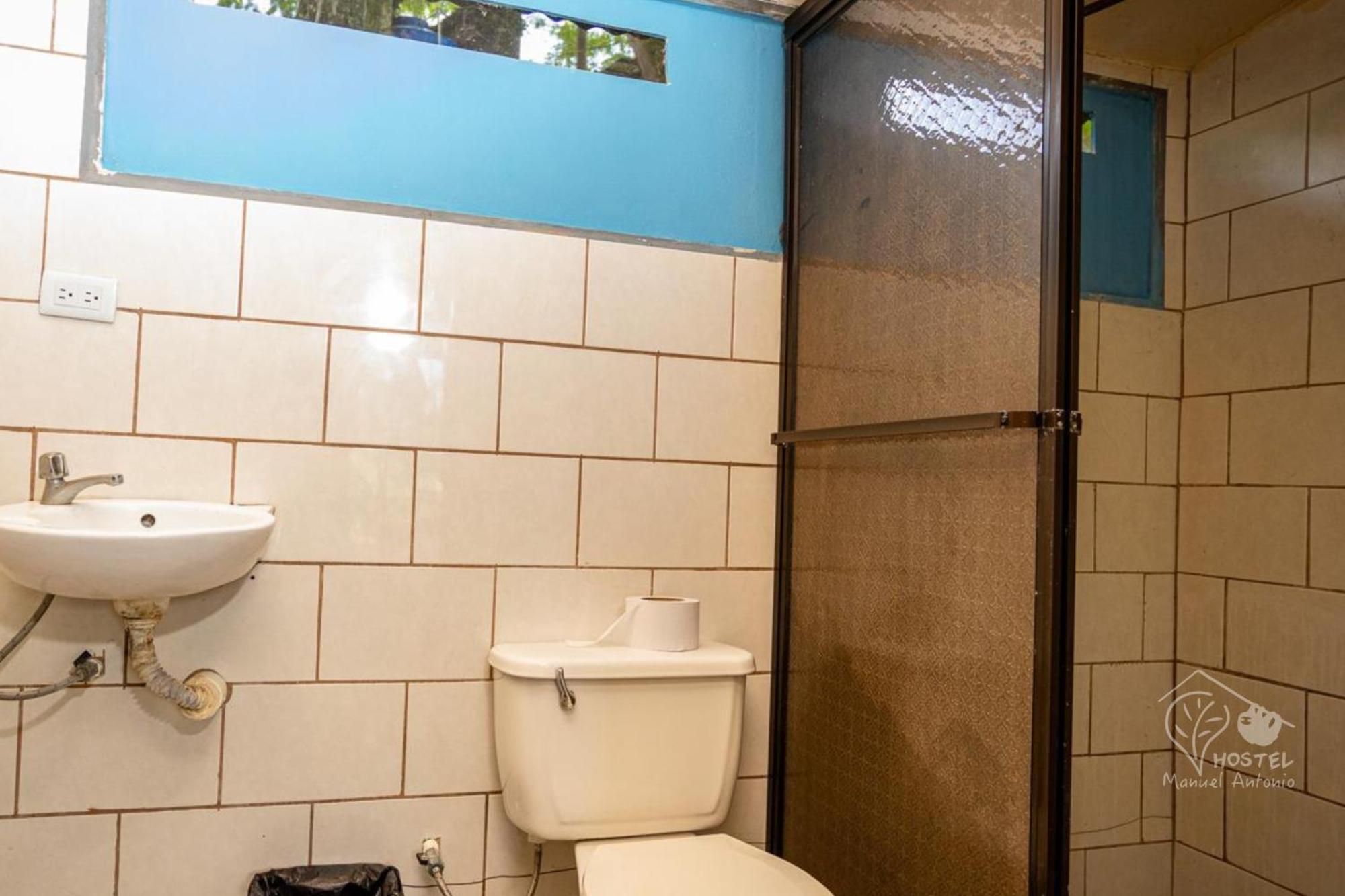 Manuel Antonio Hostel Kültér fotó