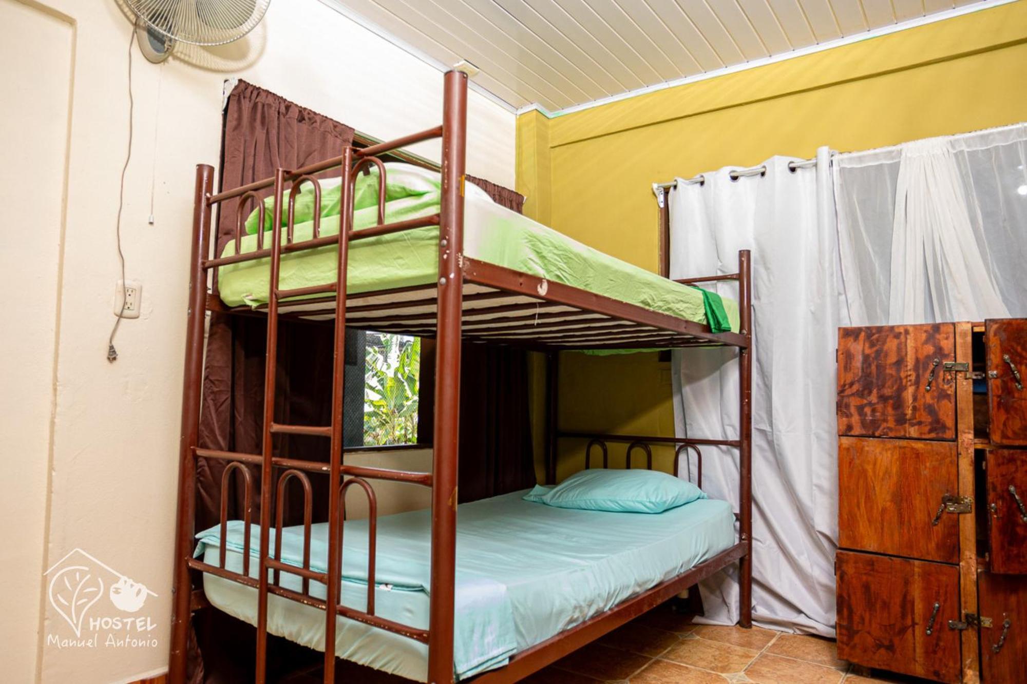 Manuel Antonio Hostel Kültér fotó