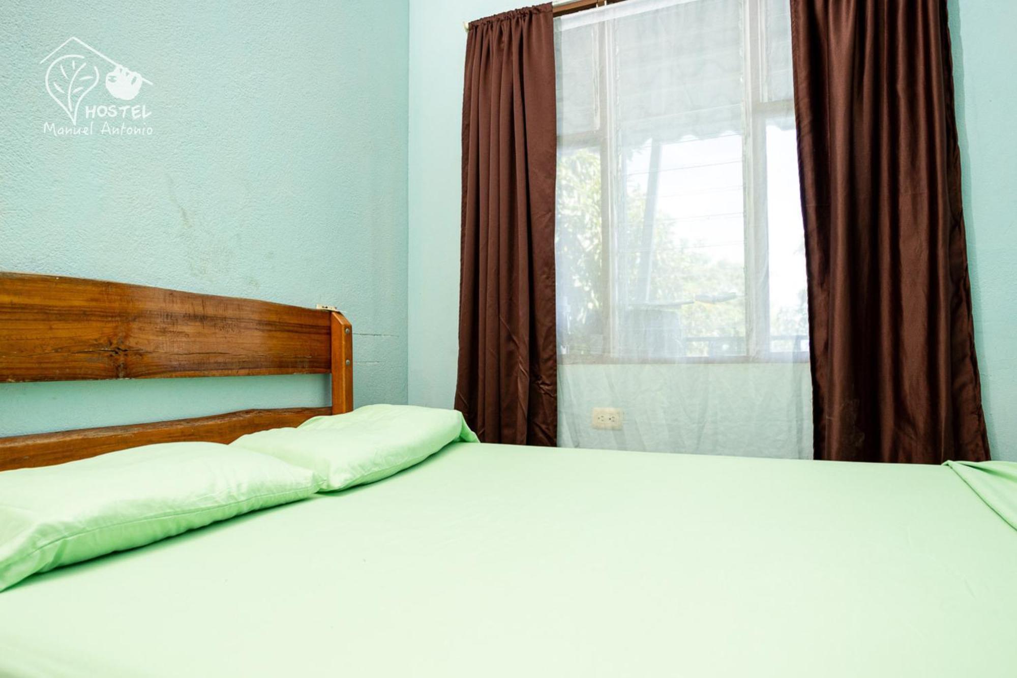 Manuel Antonio Hostel Kültér fotó
