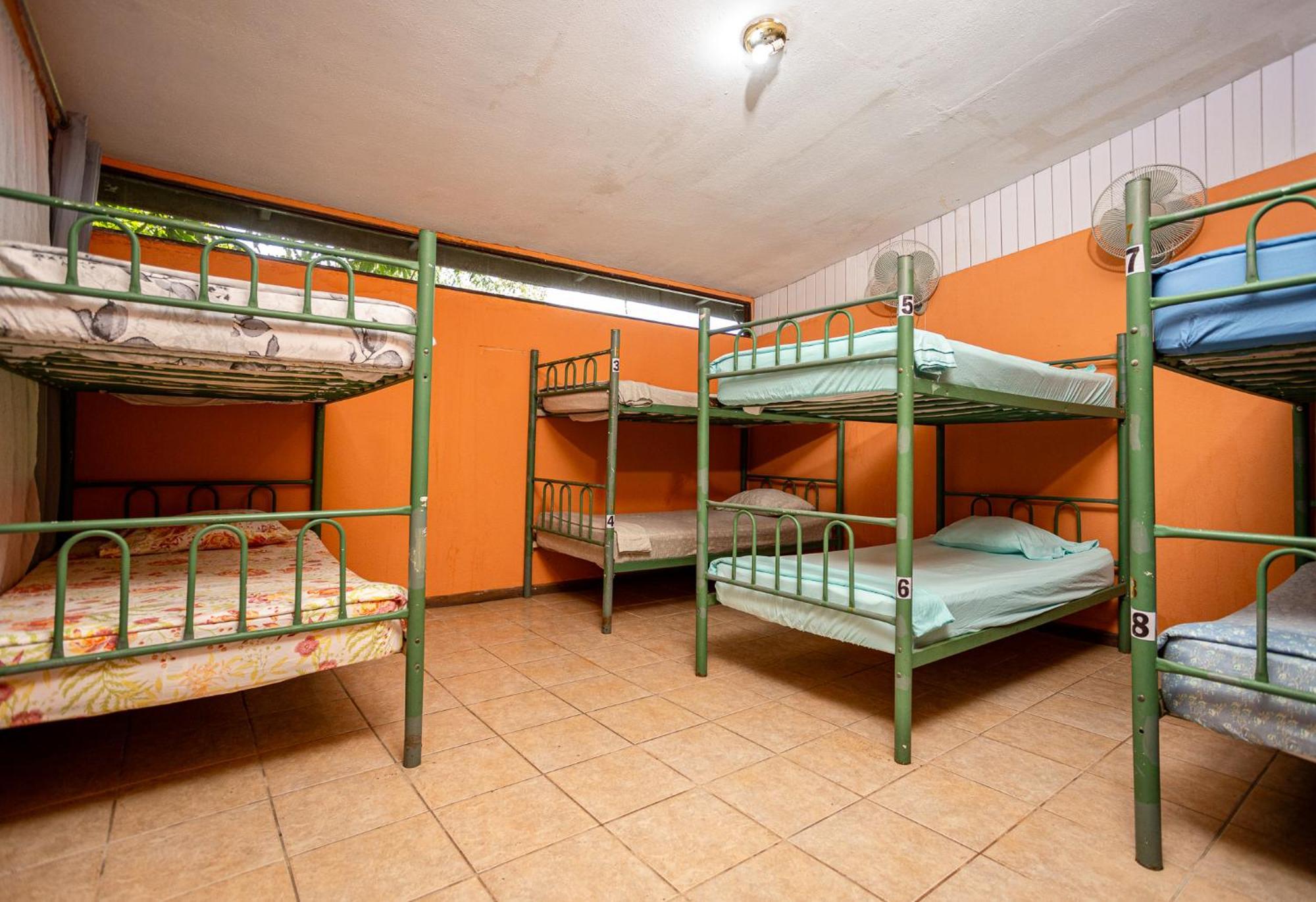 Manuel Antonio Hostel Kültér fotó
